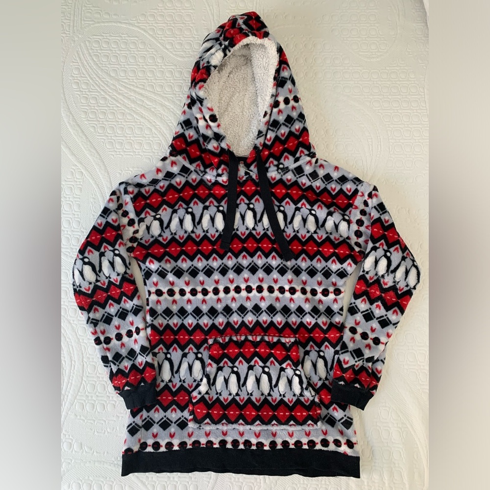 Vera Bradley super soft fleece hoodie with pocket. Size S. Pajama. Penguins.